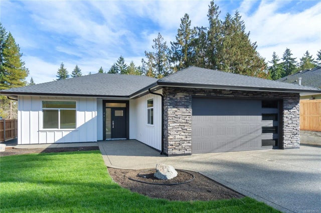 1 of 68 - 440 Craig St, Parksville, BC