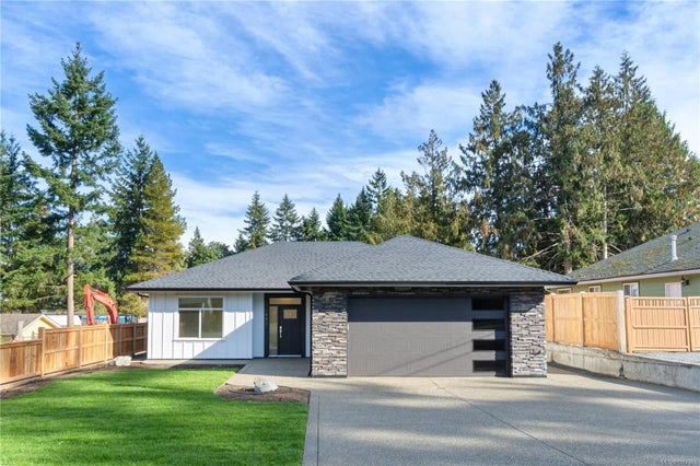 2 of 68 - 440 Craig St, Parksville, BC