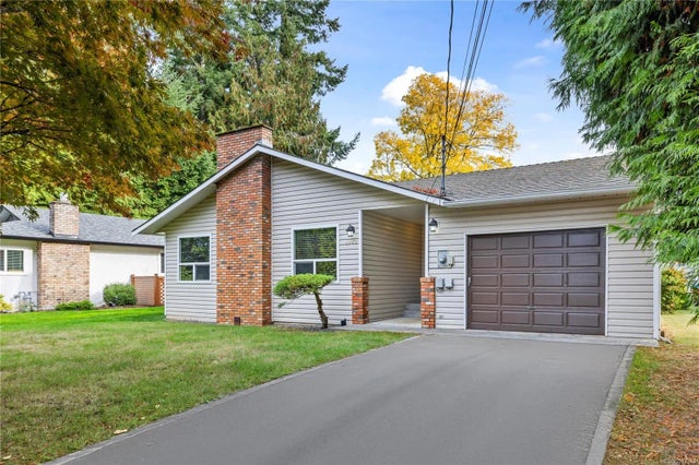 2 of 24 - 4340 Butternut Dr, Nanaimo, BC