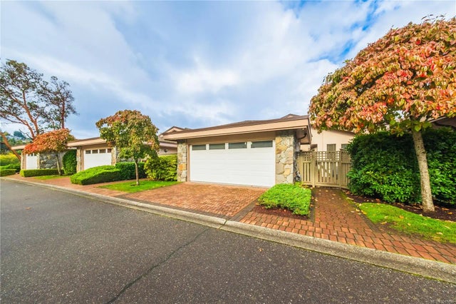 1 of 45 - 4991 Bella Vista Cres 9, Nanaimo, BC