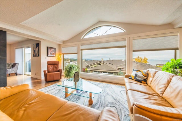 2 of 45 - 4991 Bella Vista Cres 9, Nanaimo, BC