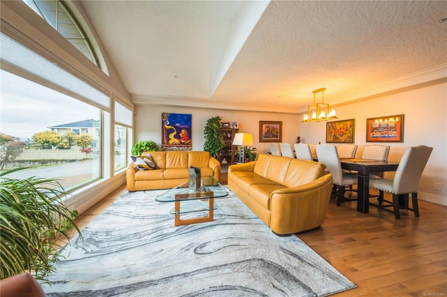 3 of 45 - 4991 Bella Vista Cres 9, Nanaimo, BC