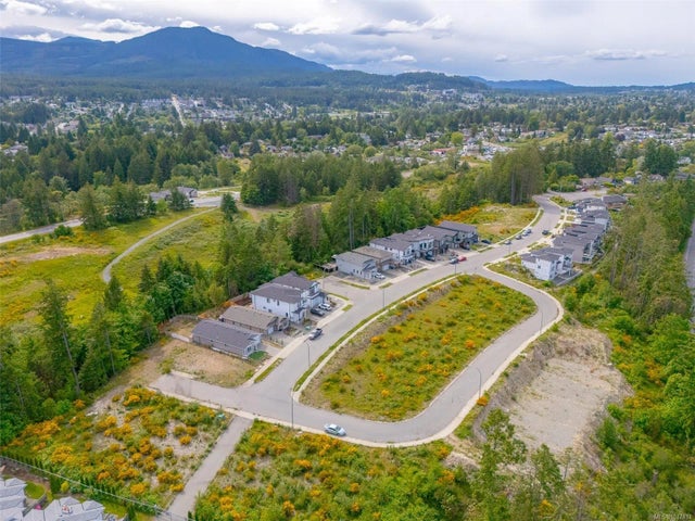 4 of 21 - 996 Harbour View St, Nanaimo, BC