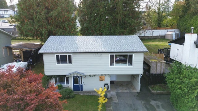 1 of 39 - 1208 Cloke Rd, Ladysmith, BC