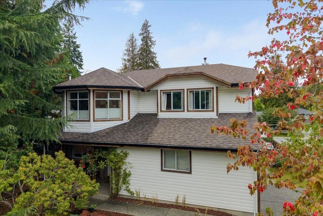 1 of 69 - 5853 Tweedsmuir Cres, Nanaimo, BC