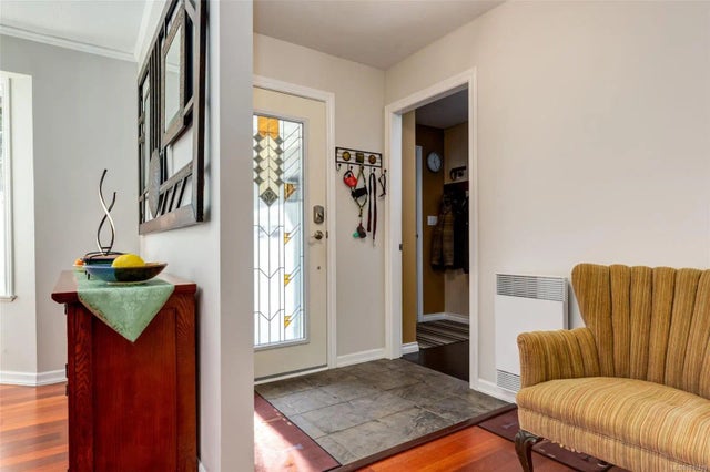 2 of 42 - 3740 Elworthy Pl, Nanaimo, BC