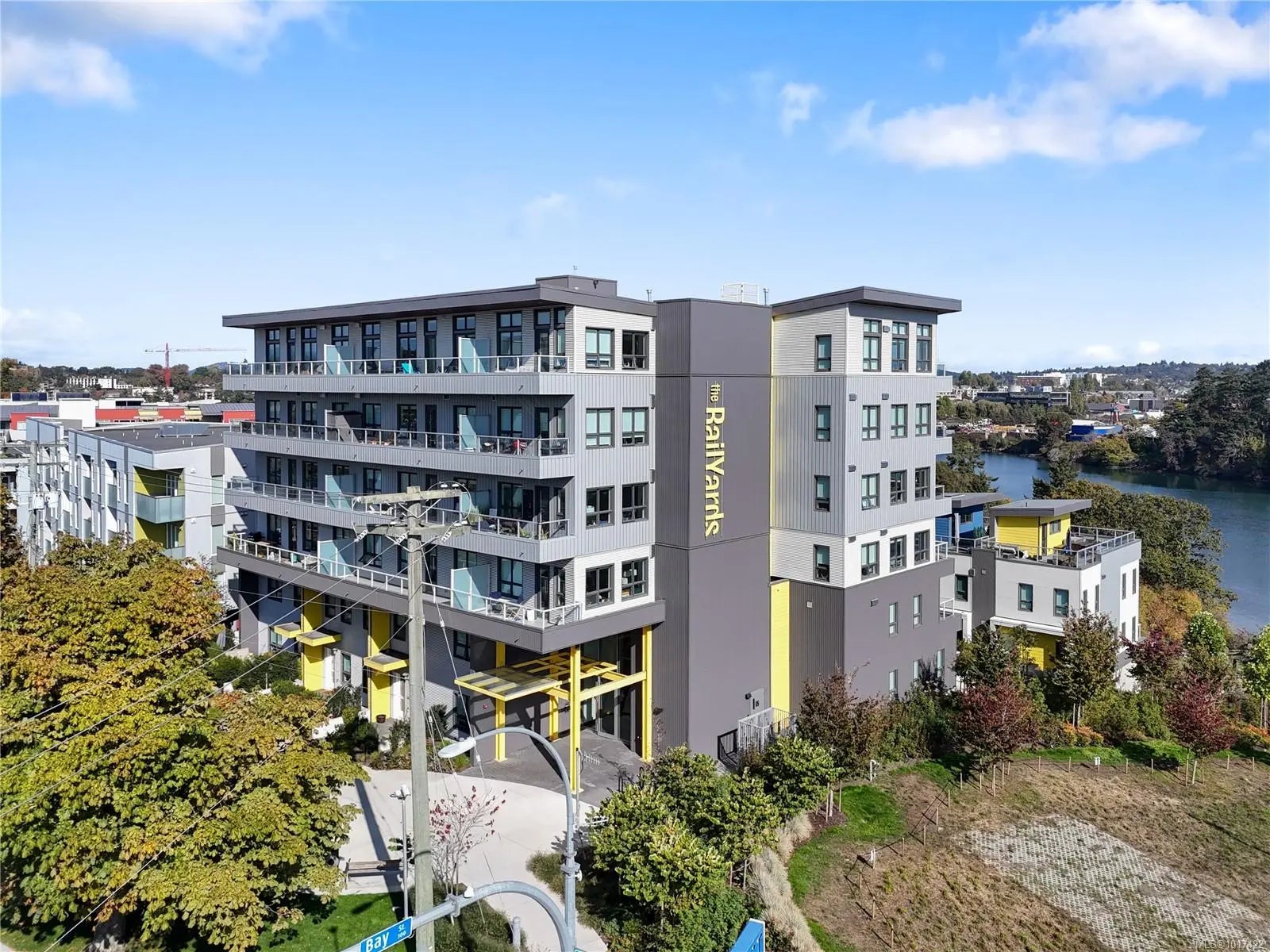 Victoria Real Estate - MLS # 1017422, Residential real estate for Sale in Horizon at The RailYards, MLS Listings # 1017422