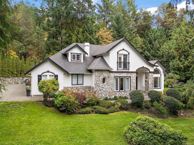 1 of 48 - 11327 Nitinat Rd, North Saanich, BC