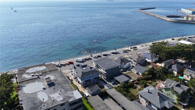 2 of 38 - 338 Dallas Rd 2, Victoria, BC