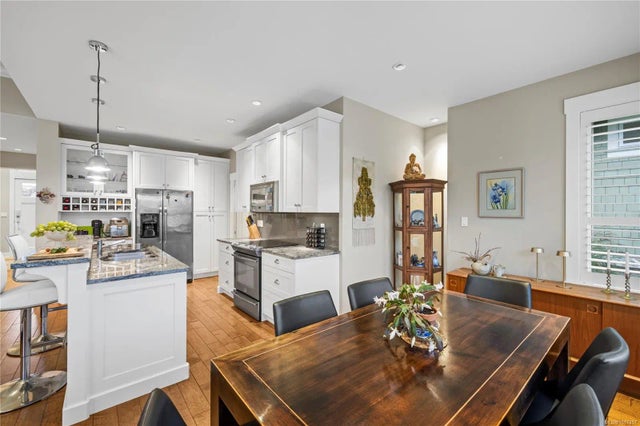 3 of 49 - 5251 Island Hwy W 42, Qualicum Beach, BC