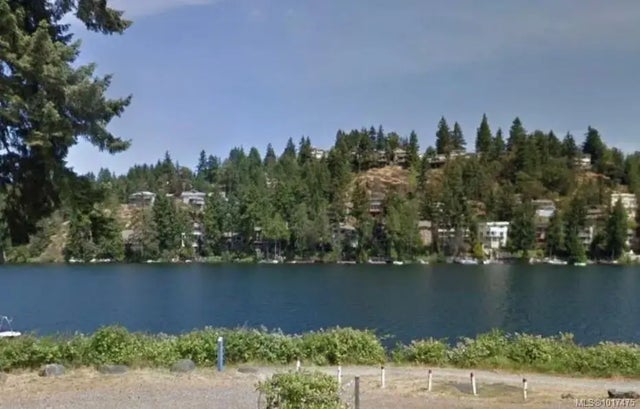 4176 Wellesley Ave B, Nanaimo