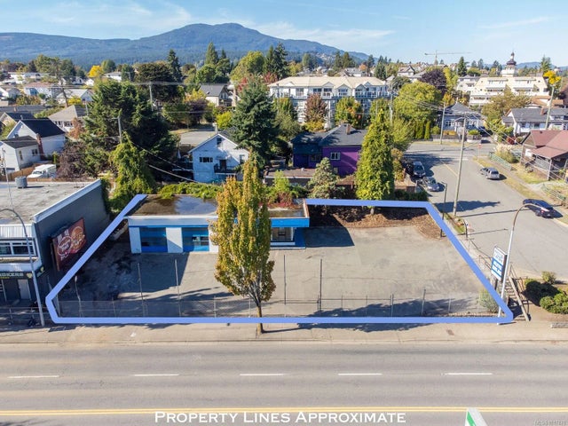 2 of 38 - 110 Nicol St, Nanaimo, BC