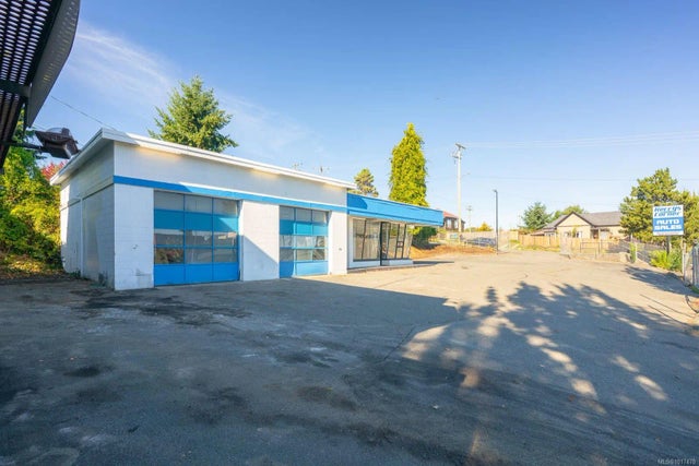 4 of 38 - 110 Nicol St, Nanaimo, BC