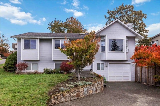 1 of 38 - 2745 Stockey Pl, Langford, BC