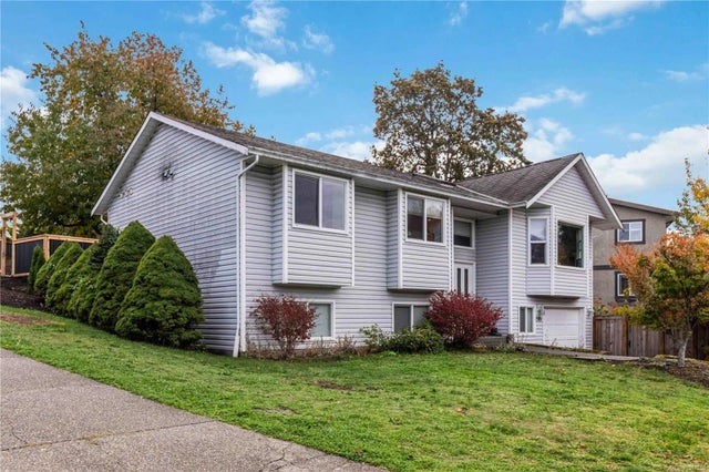 2 of 38 - 2745 Stockey Pl, Langford, BC