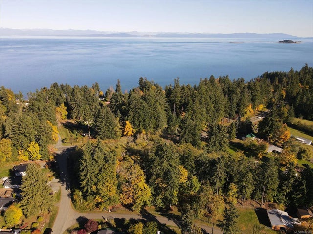 3 of 16 - Lot 4 Island Hwy S, Royston, BC