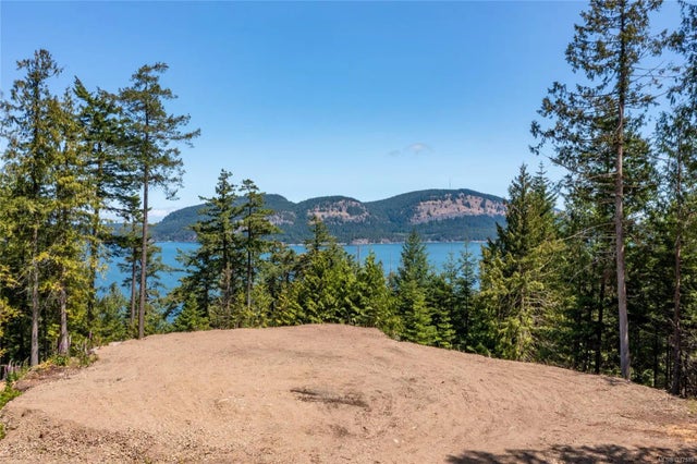 4 of 26 - 9825 Canal Rd, Pender Island, BC