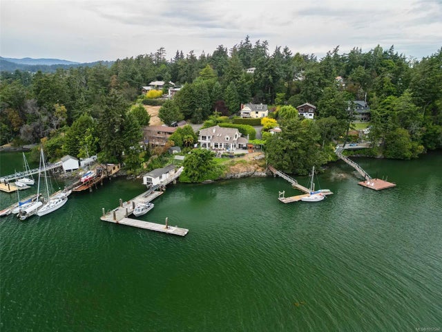 1 of 65 - 8 Lighthouse Lane, View Royal, BC