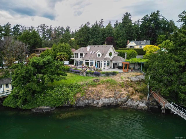 2 of 65 - 8 Lighthouse Lane, View Royal, BC