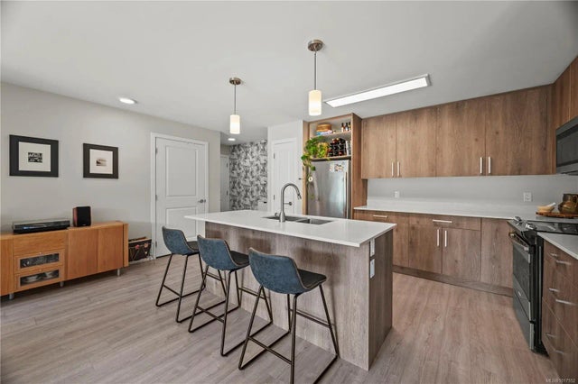 5 of 27 - 100 Presley Pl 202, View Royal, BC