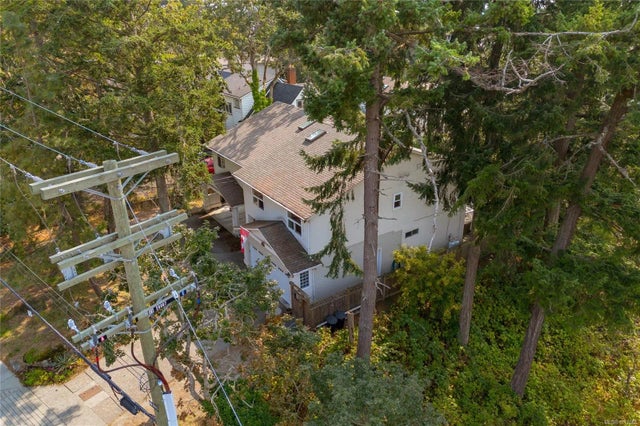 3 of 71 - 999 Admirals Rd, Esquimalt, BC