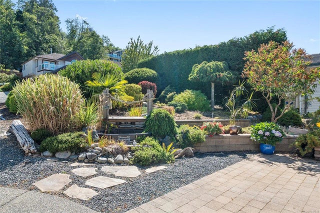 4 of 40 - 4124 Gulfview Dr, Nanaimo, BC