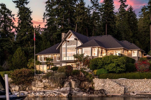 3 of 73 - 8338 West Saanich Rd, Central Saanich, BC