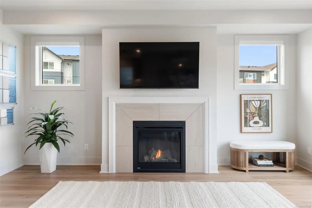 3590 Temperate Pl, Colwood