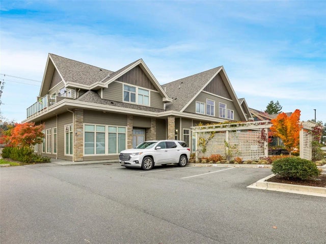 2 of 26 - 4535 Uplands Dr 206, Nanaimo, BC