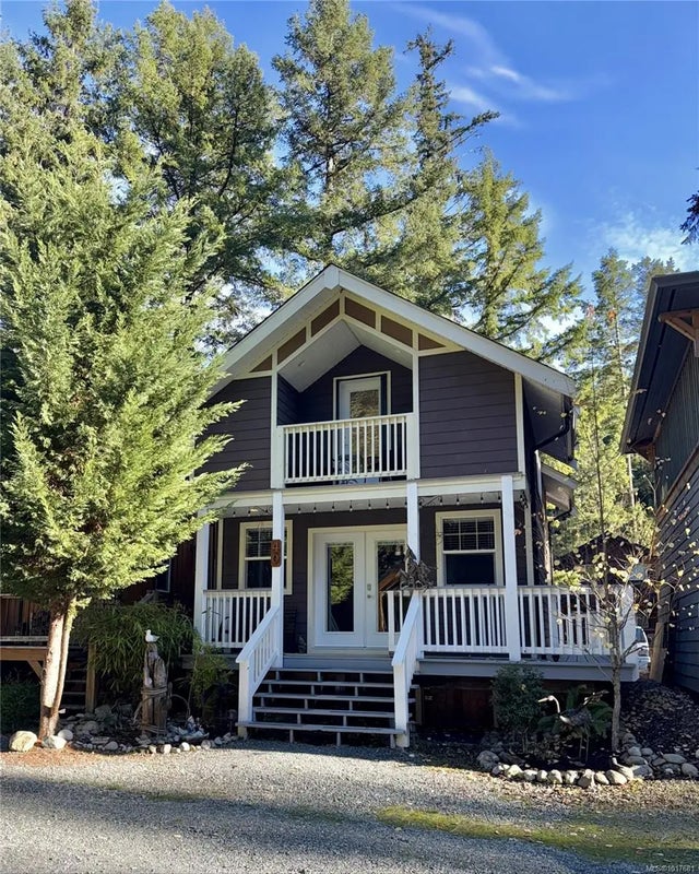 1 of 20 - 2970 Glen Eagles Rd 40, Shawnigan Lake, BC