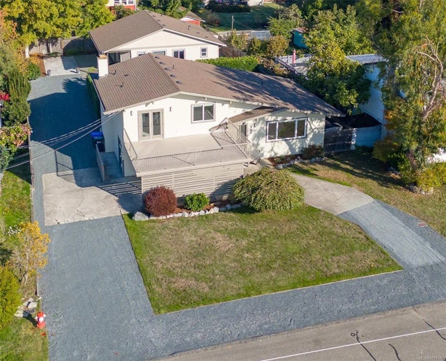 1 of 85 - 545 Rowan Ave, Parksville, BC