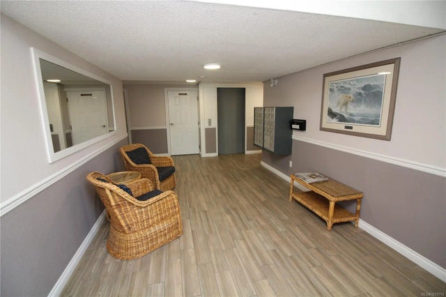4 of 21 - 9942 Daniel St 303, Chemainus, BC