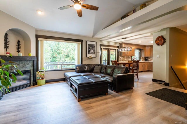 2 of 37 - 1941 Kells Bay, Nanaimo, BC