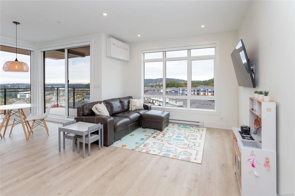 1110 Samar Cres 314, Langford