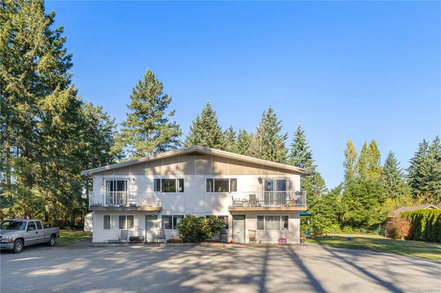 1 of 43 - 5430/5432 Bergen Op Zoom Dr, Nanaimo, BC