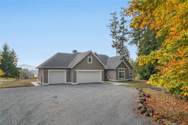 2 of 77 - 2715 Yellow Point Rd, Nanaimo, BC
