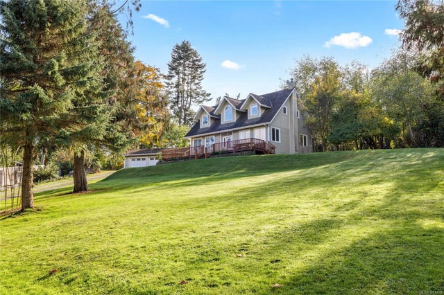 1 of 36 - 127 Bittancourt Rd, Salt Spring, BC