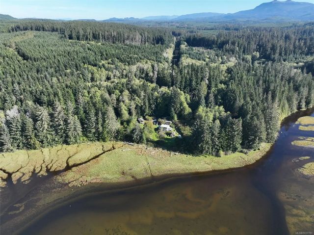2 of 31 - 0 Rupert Inlet, Port Alice, BC