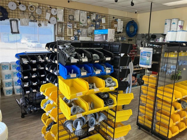 4 of 5 - 1343 Alberni Hwy 15, Parksville, BC