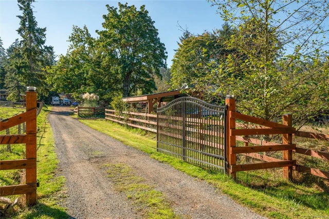 2 of 57 - 7727 Superior Rd, Lantzville, BC