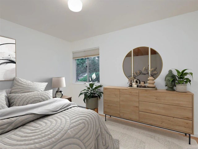 4 of 30 - 2070 Amelia Ave 8, Sidney, BC