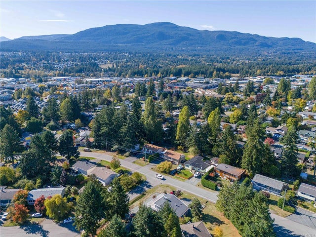 2 of 52 - 1201 Thunderbird Dr, Nanaimo, BC