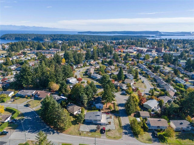 4 of 52 - 1201 Thunderbird Dr, Nanaimo, BC