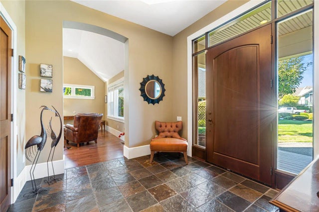 2 of 69 - 689 Abernathy Pl, Parksville, BC