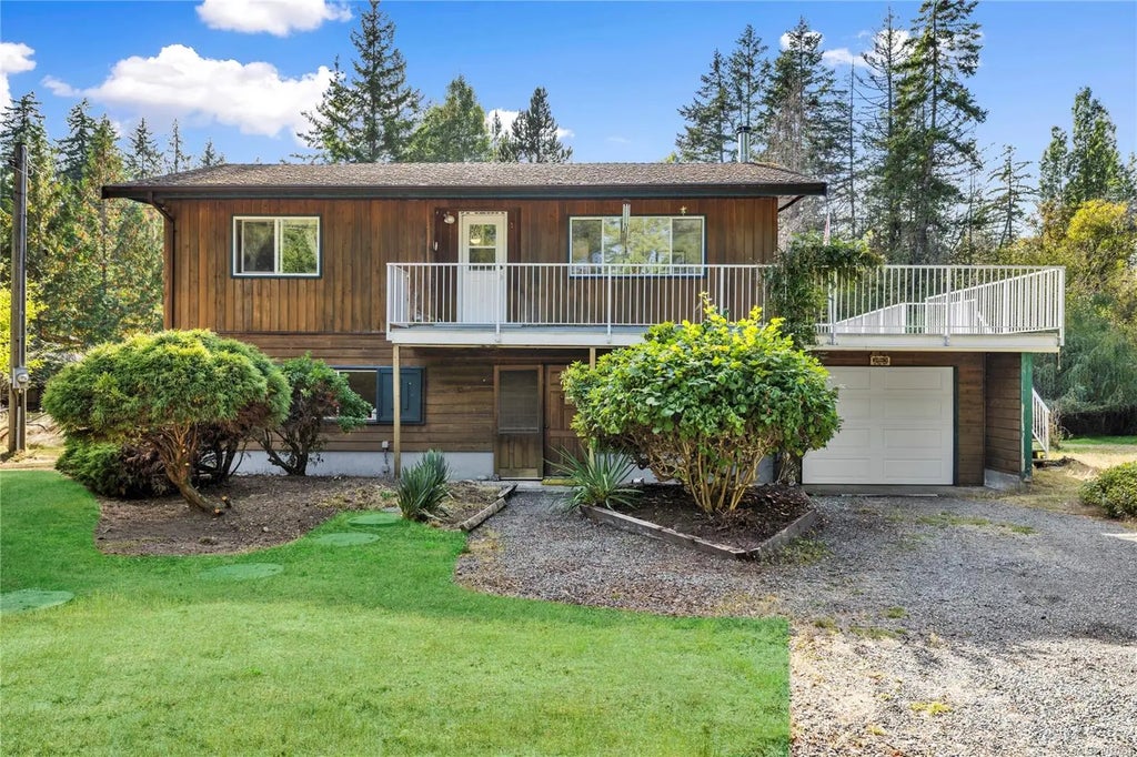 1267 Station Rd, Coombs