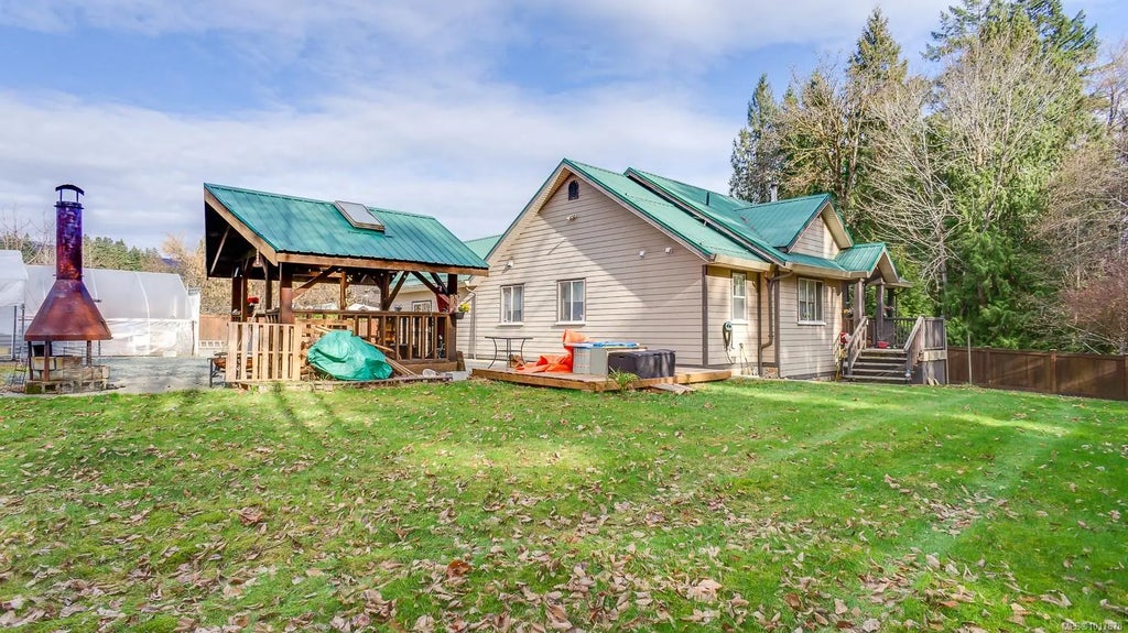 5207 Bayne Rd, Port Alberni