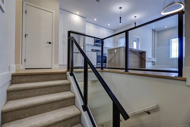 4 of 57 - 1527 Marban Rd, Nanaimo, BC