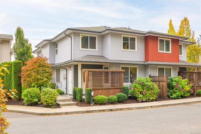 1 of 46 - 2149 Ridgemont Pl 102, Nanaimo, BC