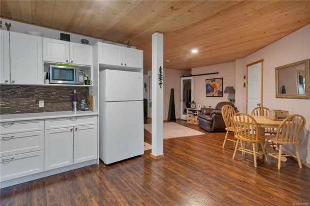 3 of 67 - 620 Helanton Rd 27a, Quadra Island, BC