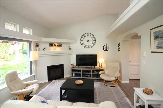 4 of 19 - 9933 Chemainus Rd 2, Chemainus, BC